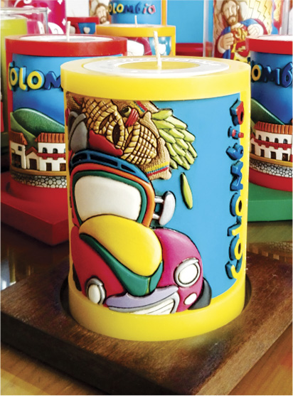 Vela Decorativa en Relieve: Chiva Típica 1 / handmade candle: typical colombian truck 1
