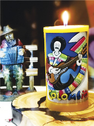 Vela Decorativa en Relieve: Guitarrista Campesino / handmade candle: typical guitarist