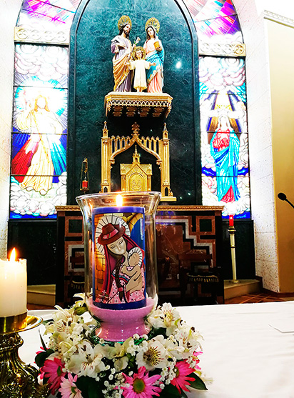 Vela Decorativa en Relieve: Virgen María Campesina 1 / handmade candle: Typical Virgin Mary 1